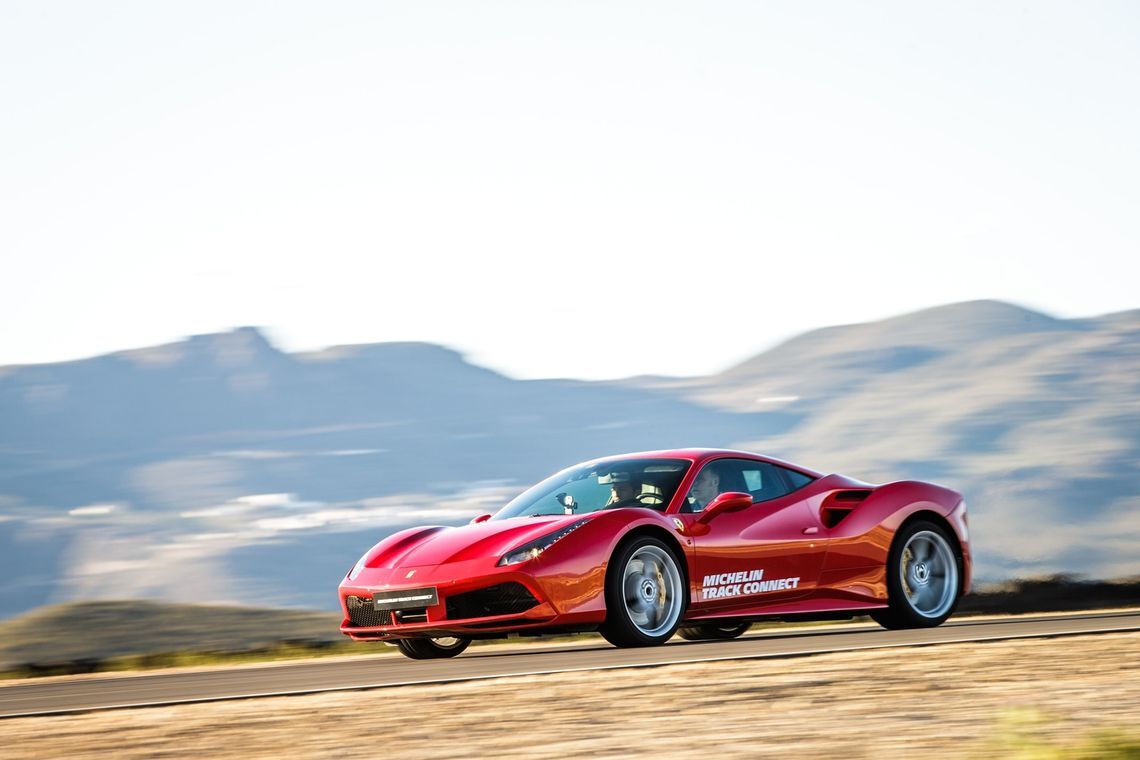 ckckc9zxk091001nf0rs5nwf0 albums events eur michelin track connect digital opinion leaders photos 07218015 av1 4589 min max