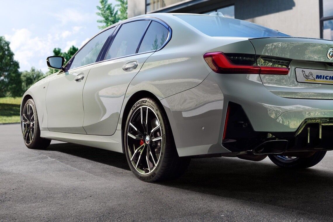 Star-marked BMW tyres & MICHELIN