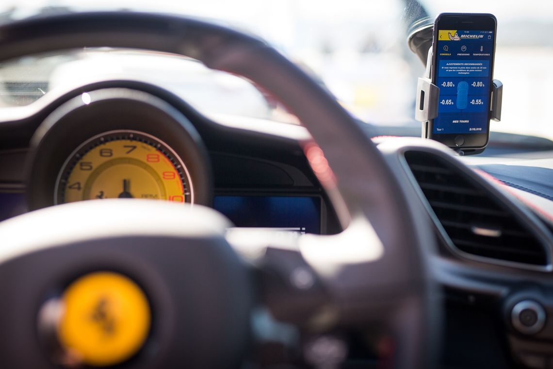 ckckcdfr309a301nfm6lm51ll albums events eur michelin track connect digital opinion leaders photos 07218015 av1 5044 min max