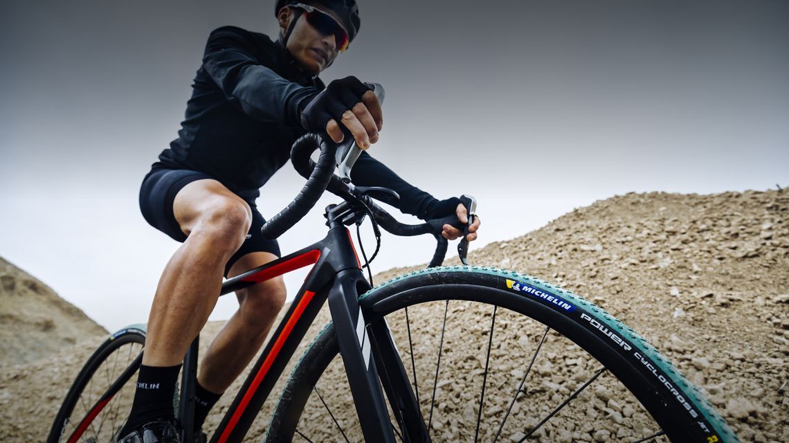 How to change a bike tyre