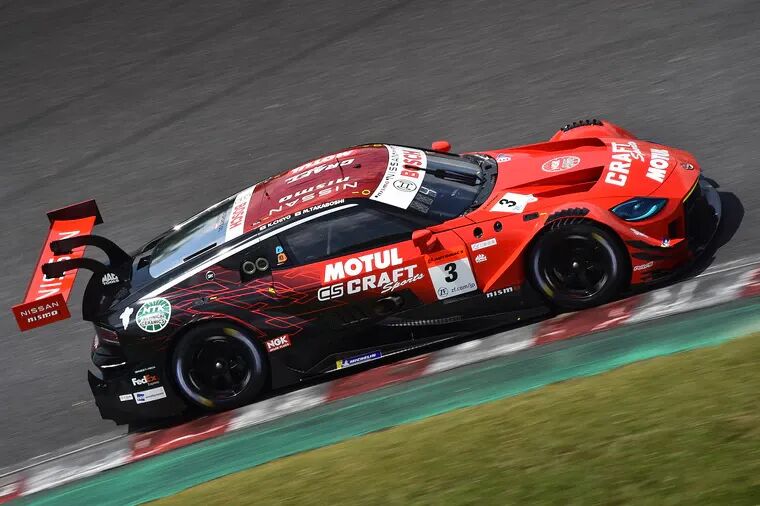 cl8jtqlje0ebr01kktxfgf6rw motorsport 01 19 two thirds