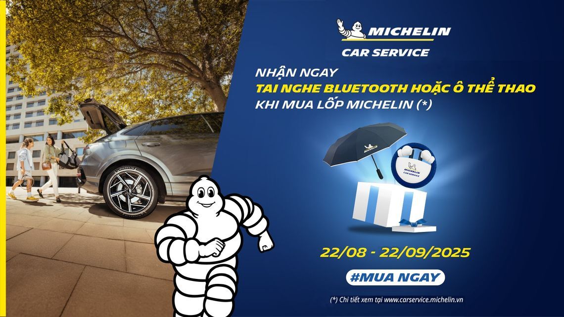mua lốp Michelin nhận dù cầm tay hoặc tai nghe bluetooth