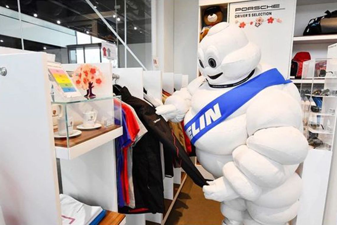 ご存じですか？気軽に立ち寄れるポルシェワールドin木更津 | 日本