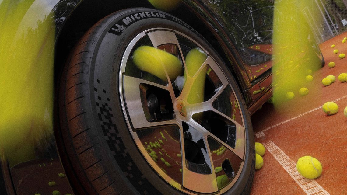 New Porsche Cayenne x MICHELIN tyres
