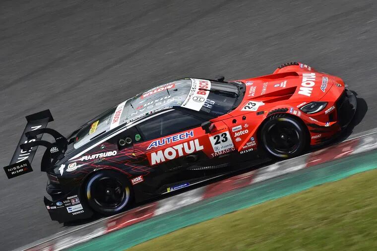 cl8jtqlci0gg301mg094q338q motorsport 01 18 two thirds