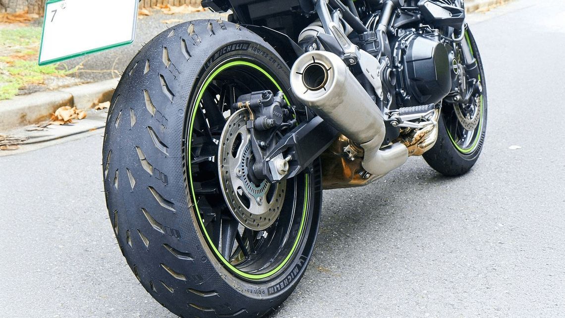 ckf64sduu08c501ovxkn7smrn z900rs cafe 5 max