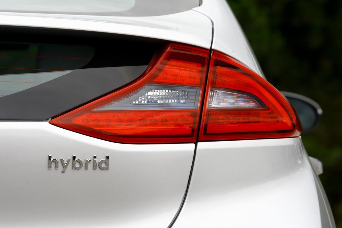 Tìm hiểu định nghĩa xe hybrid là gì