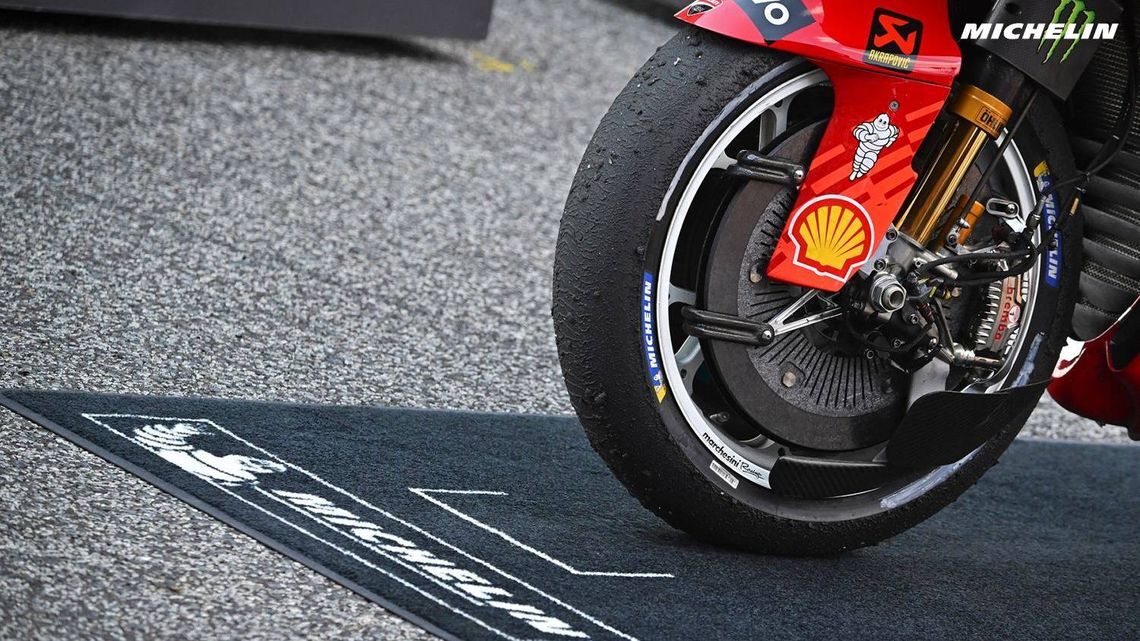 cm7tzm15r01f701j6djc78xcl motogp 2025 rd1 10