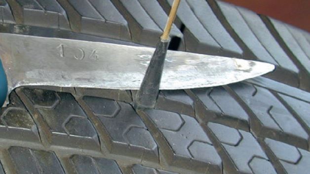 cl0lwrngd0hir01n3tbwnsu2r tyre repair step 4 full