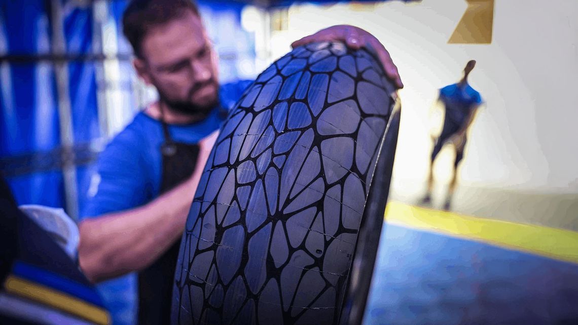 cm1r79k9300cj01englqn712o 2w tips 02 006 full