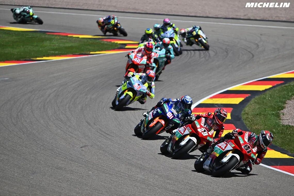 cm1r6lu2f00g501l1td3ycjv2 2w tips 02 004 full