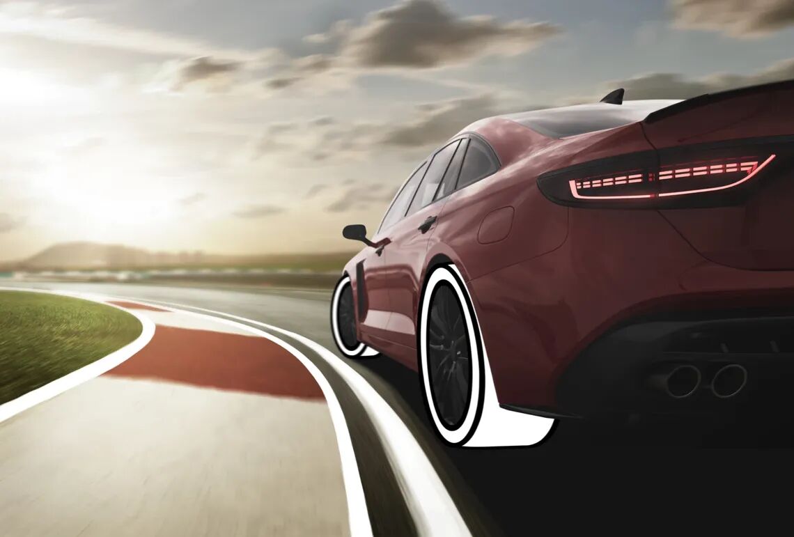 サーキットを走行するスポーツカー