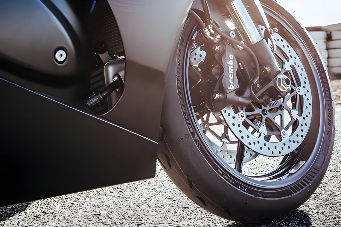 2w id article sportbike brembo 1