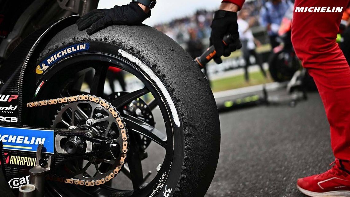 clo271t4r1knk01lxssnsgcz7 motogp 2023 rd16 07