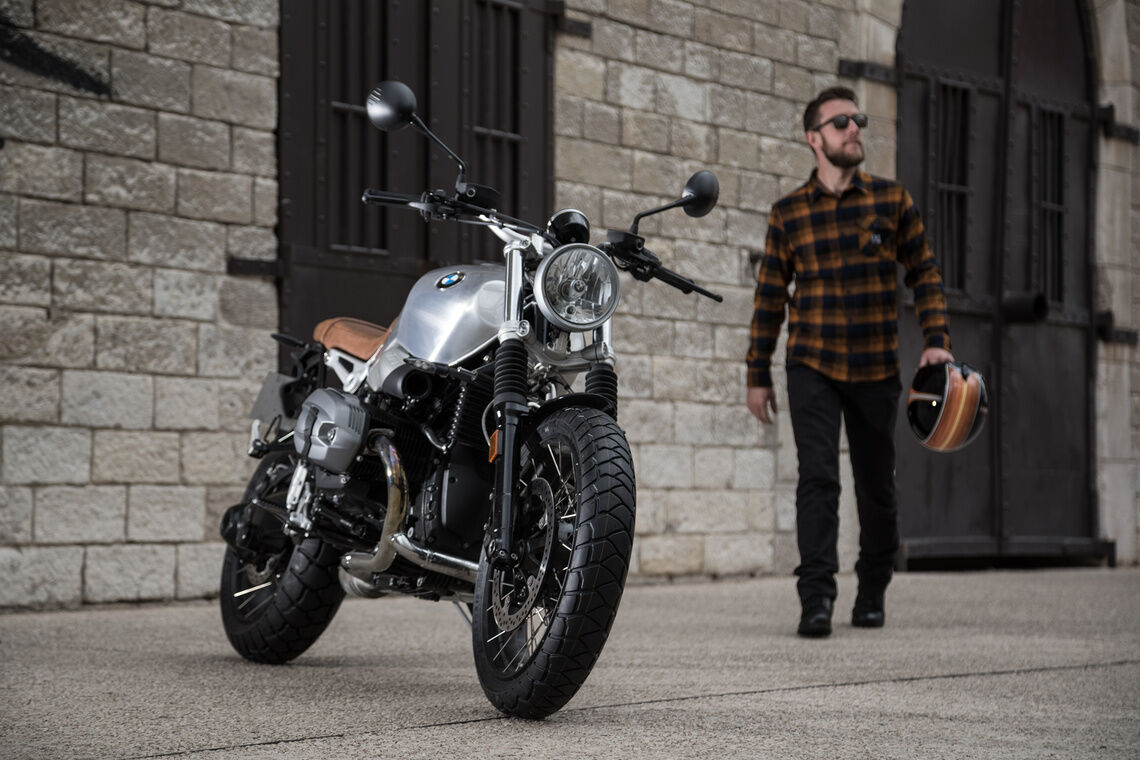 Moto Tło michelin photo anakee adv bmw ninet scrambler Opony