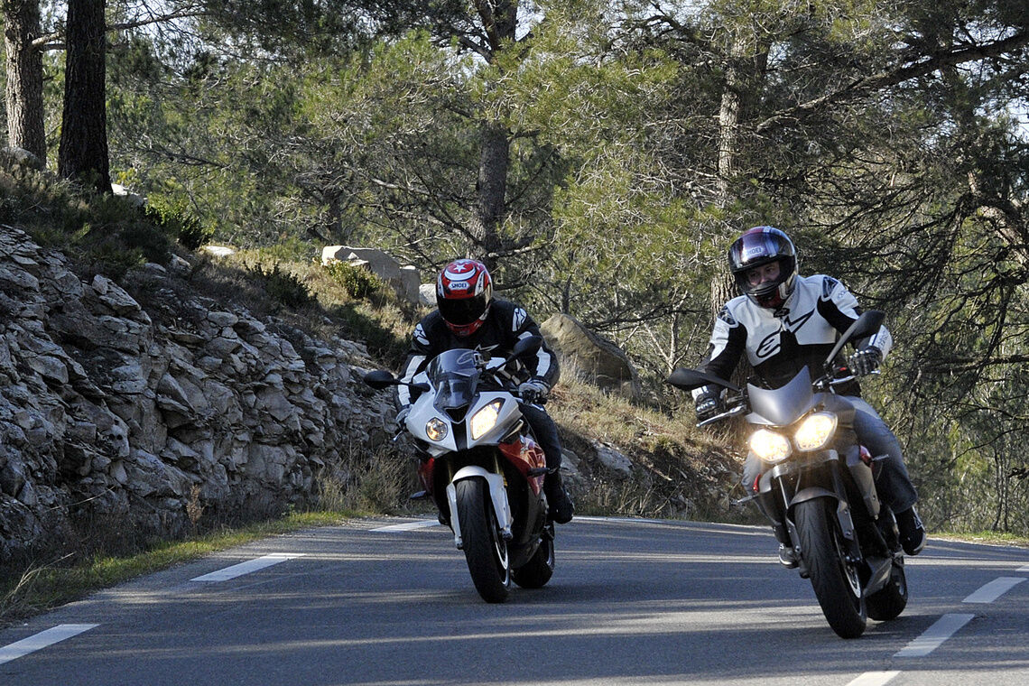 Moto Tło michelin photo 2013 pilot power3 province 24 Przeglądaj opony
