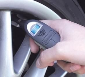 cjgh2ng4q025s0hpovvkv6uld car edito tyre pressure small help and advice max
