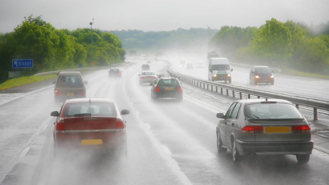 Kısa Farları Etkin Duruma Getirin