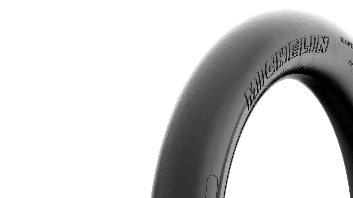 eknmeqlbnifa4l2c2m5fdmqk cl305z75g00vb01hqsvsbzcms 3528700573374 tire michelin bib mousse 120 slash 70 12 51s c main 5 quarterzoom nopad max full