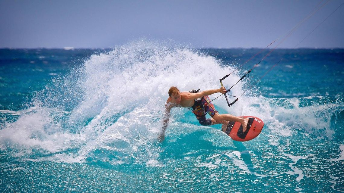 Kite Surf (Uçurtma Sörfü) Nasıl Yapılır?