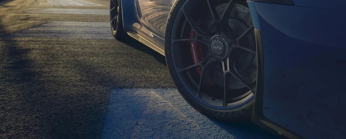 ckl9gzgjc03qb01mwcrg0h7tz michelin 911 gt3 992 0 447 2520 1016 max