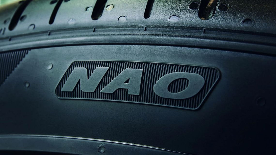 partnership porsche visual 05