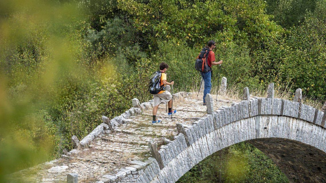 cm73d0d1w05d901ktavmuiylp zagori trekking hellas