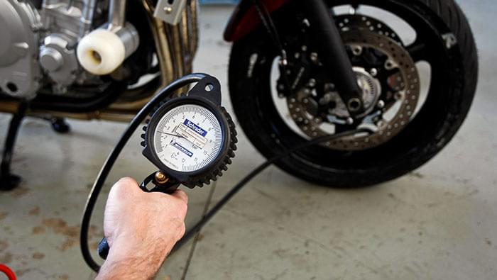 éditorial moto pression astuces et conseils