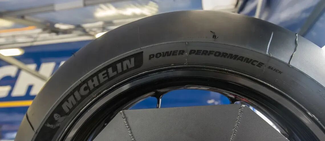 MICHELIN Power Performance tires should not be handled at temperatures lower than 50°F
