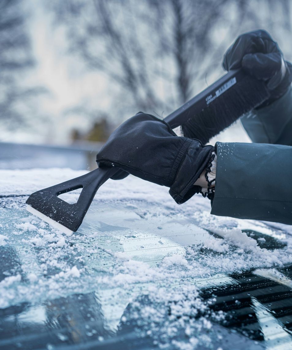 ice removal from windshield