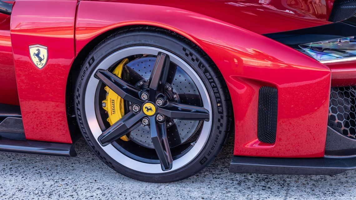 Ferrai F80 Michelin tires