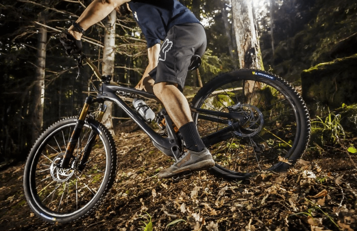 how to choose bike tire header