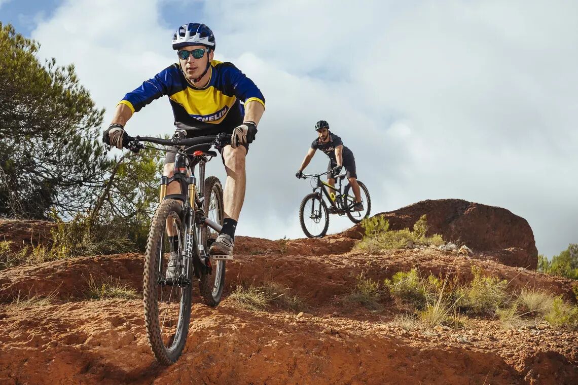 mtb couple full