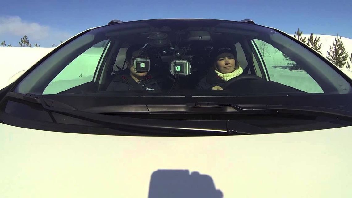 thumbnail focus and calmness