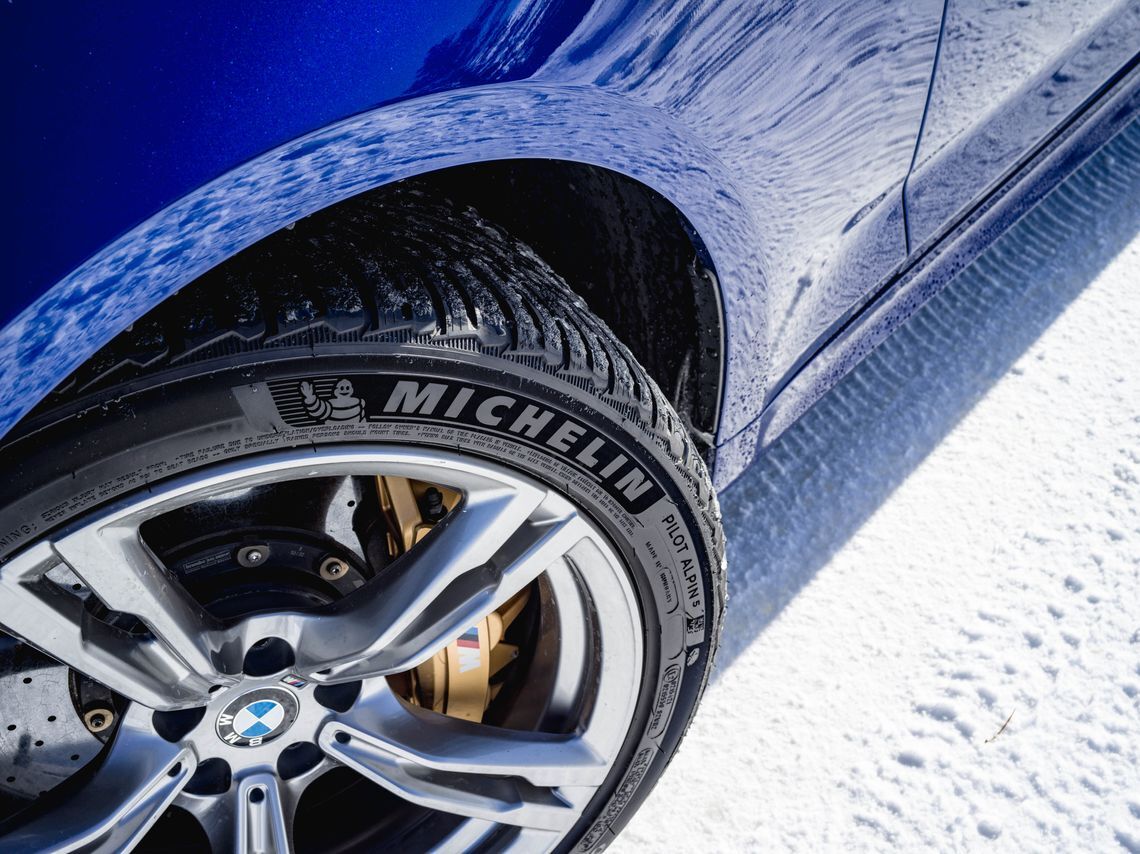 michelin alpin tire closeup 2