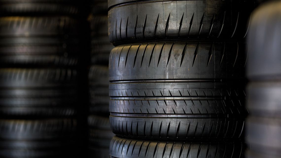 store tyres