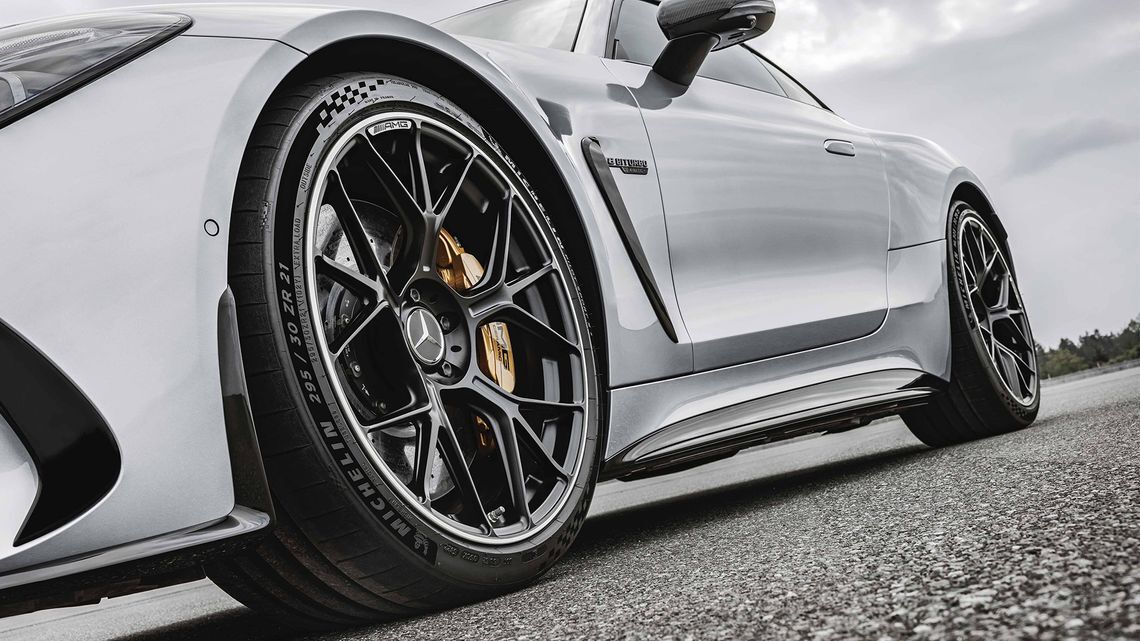 MERCEDES-AMG & MICHELIN