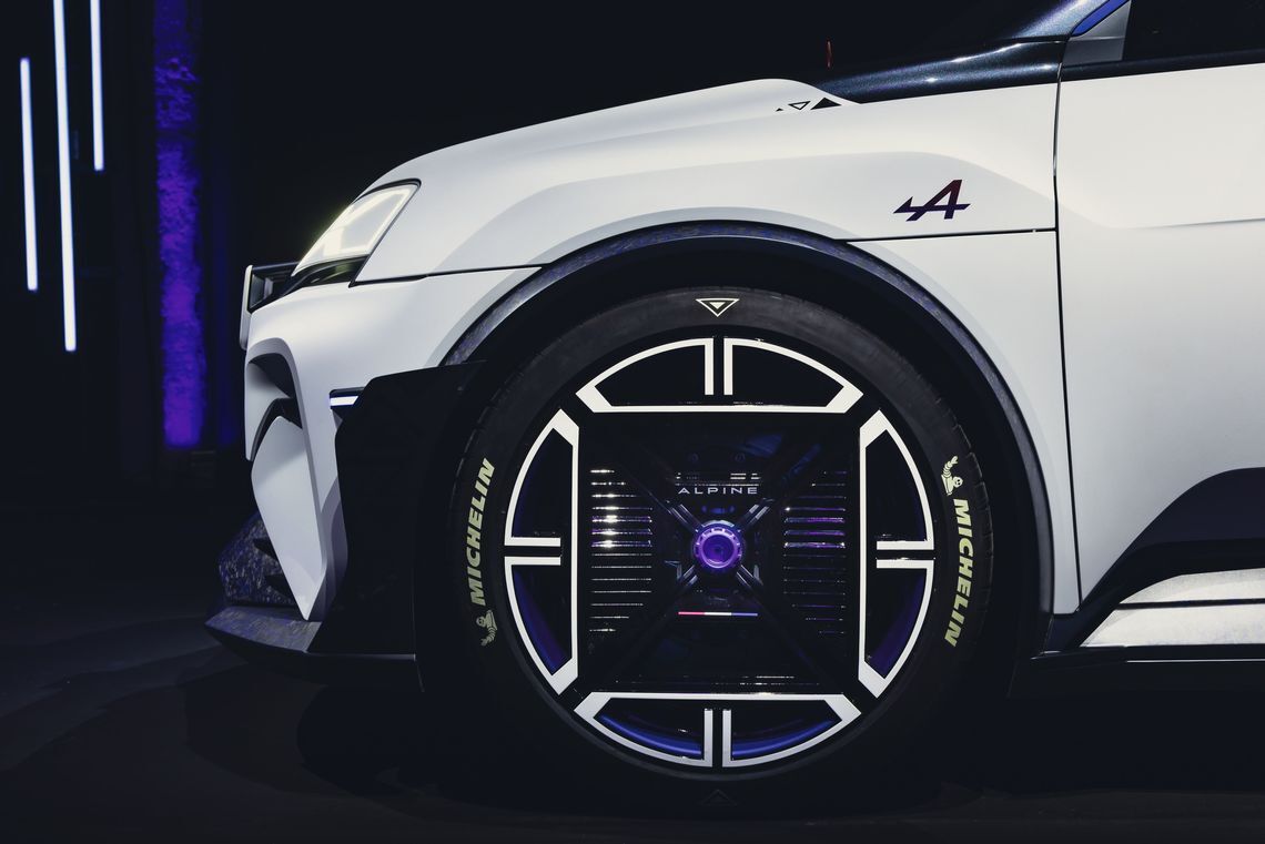 alpine a290 un partenariat sur mesure avec michelin