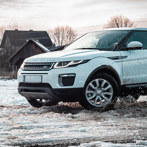 Auto Éditorial SUV-bon-sur-la-neige Astuces et conseils