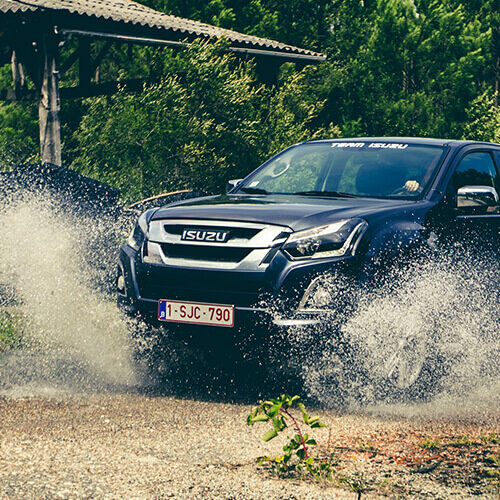 Auto Éditorial Peut-on faire du tout-terrain avec un suv Astuces et conseils
