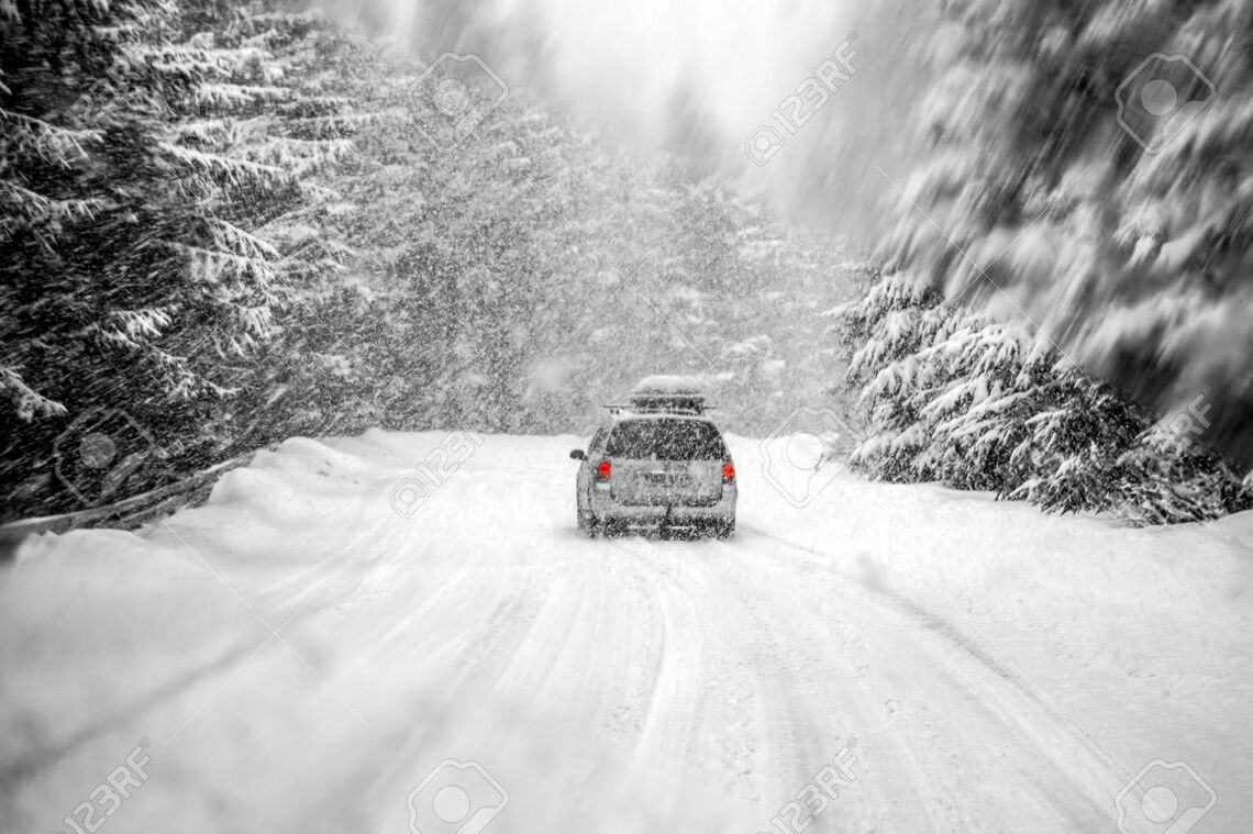 Caption : All-season tyres offer good performance in wet, snow and dry conditions.