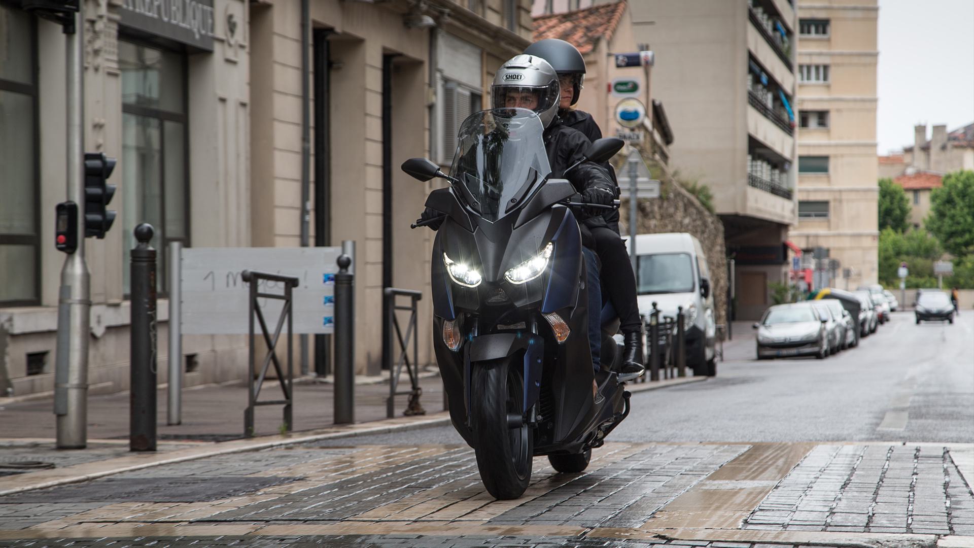Comment choisir les pneus d'un scooter électrique ?