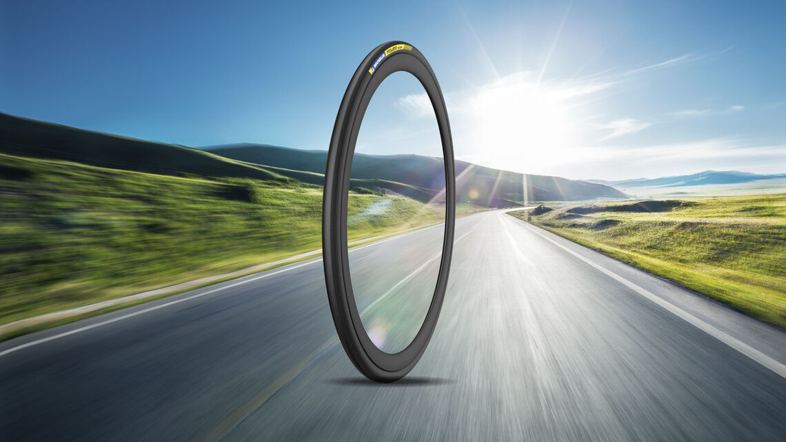 MICHELIN Power Cup est notre meilleur pneu vélo route pour la compétition