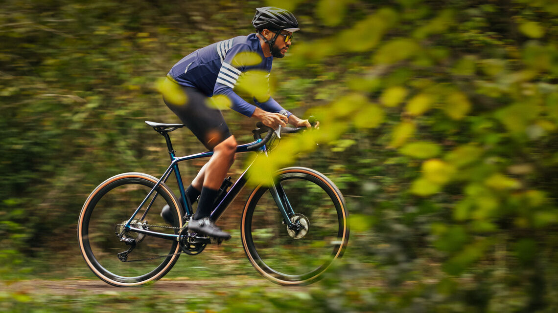 MICHELIN Power Gravel est un pneu parfait pour une utilisation 50/50 route / tout-terrain.