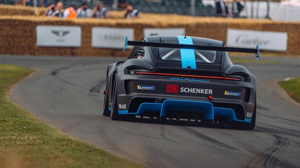 Build together the future of mobility with tyres for Porsche electric cars