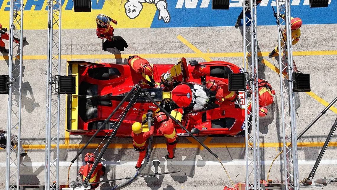 THE 24 HOURS OF LE MANS