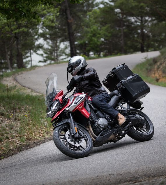 clfqn97c31fdc01hb4gepmr50 michelin photo road5 trail route triumph tiger 2018 005 0 1339 3456 3845 one half