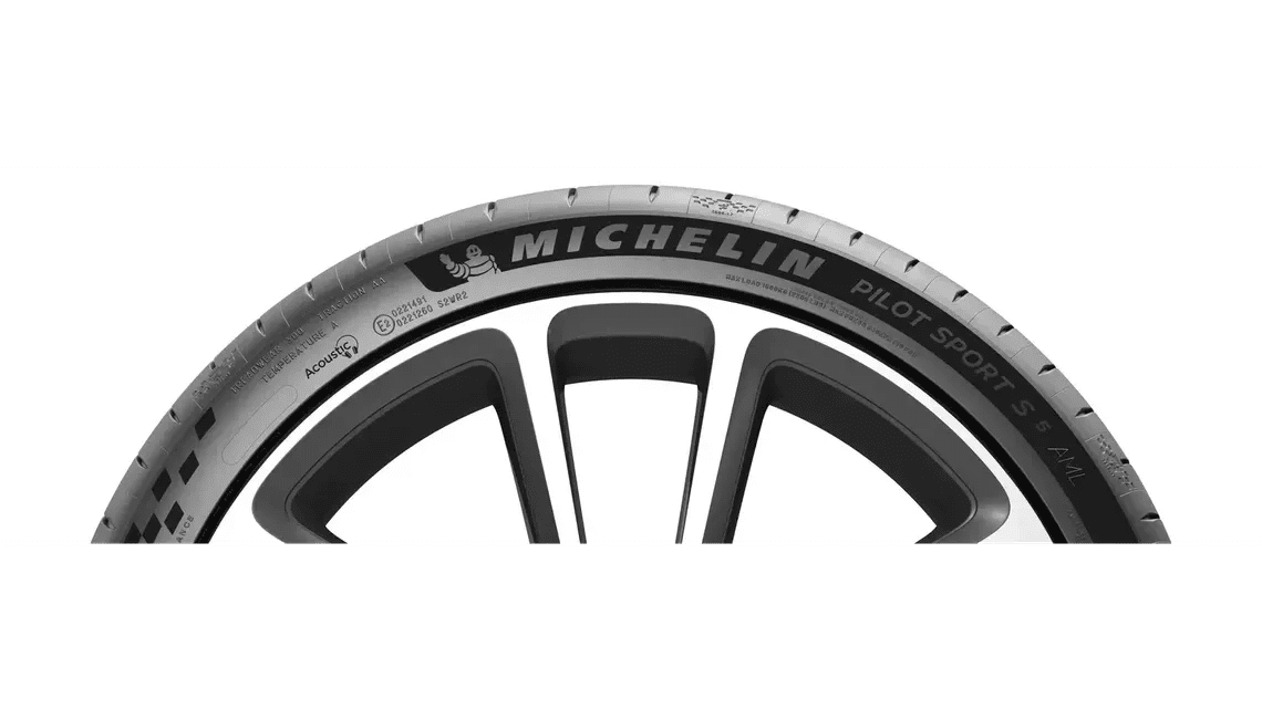 kldh5i8nbplra92boprattt2 ptllm8cxmfumpirv42cwu6t4 tire michelin pilot sport s 5 acoustic full