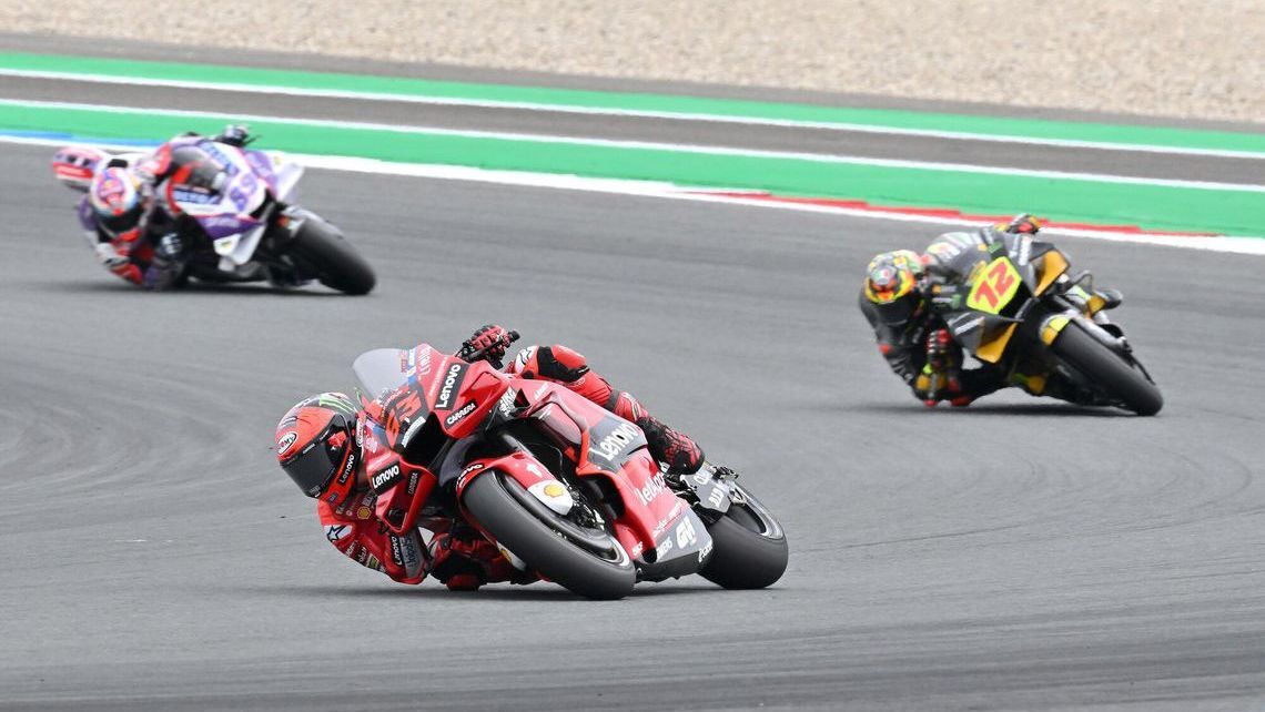 clmqicbak28be01hhtd0gxp2j 2022 11 gp assen 00389 full