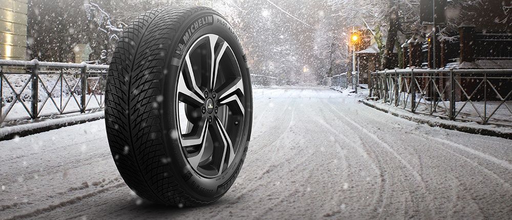 clgnhikk1024u01ozykadkfok 4w 358 tire michelin pilot alpin five suv en us features and benefits 1 nosignature 16 slash 9 cropped max